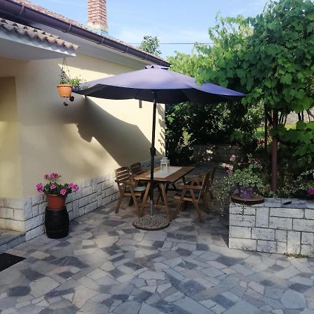 Studio Apartment Vigo - Rijeka Luaran gambar